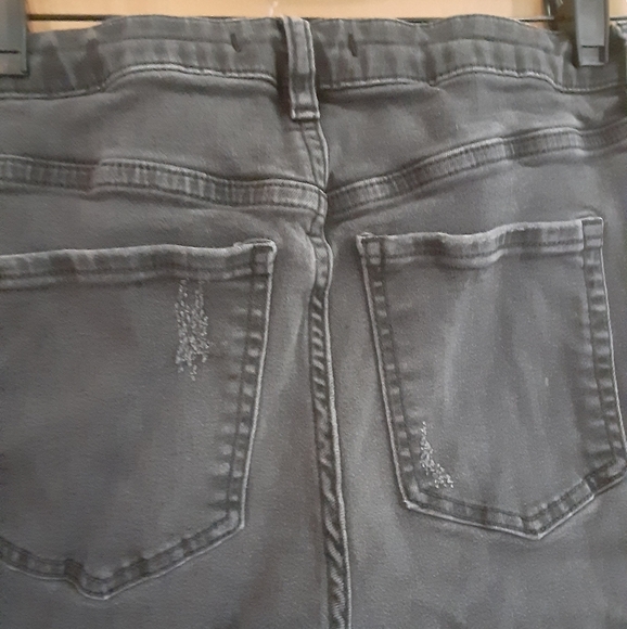 Free People Distressed Jeans - Picture 4 of 7